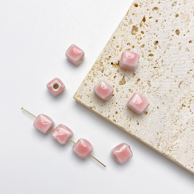 008 Handmade DIY Bracelet: A Fashionable Stress-Relief Toy